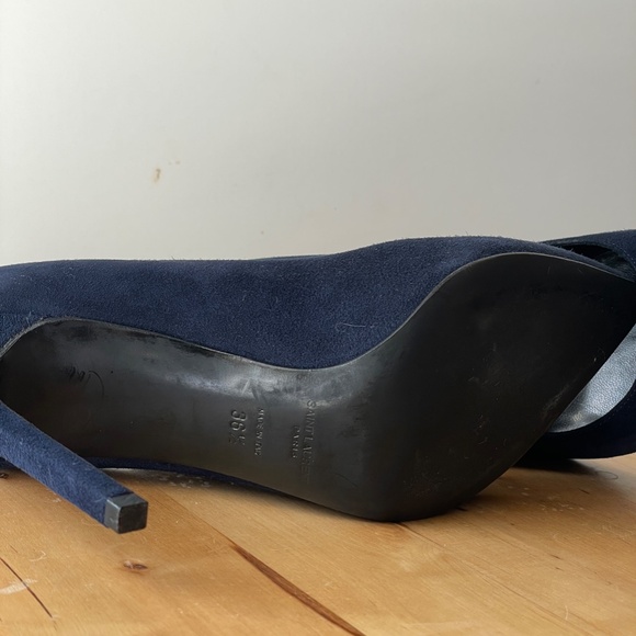 Saint Laurent Navy Blue Suede Pump Size 6.5.      0069 - Picture 4 of 6